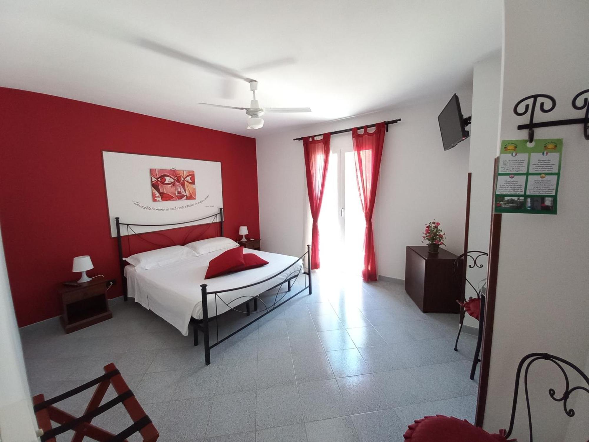 Sunrise Bed & Breakfast Lascari Room photo